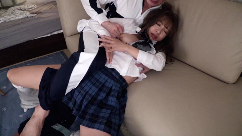 【4K】教え子の制服女子を自宅で強●わいせつ 小那海あや サンプル 11