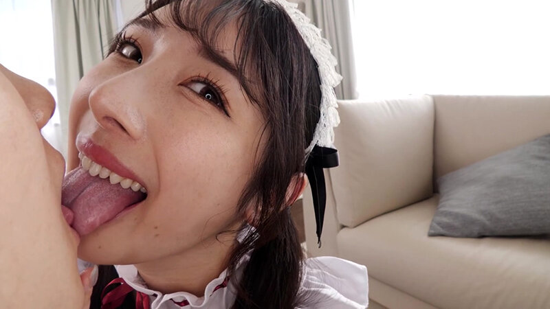 【4K】自慢のご奉仕メイドと杭打ち騎乗位SEX 小野坂ゆいか サンプル 2