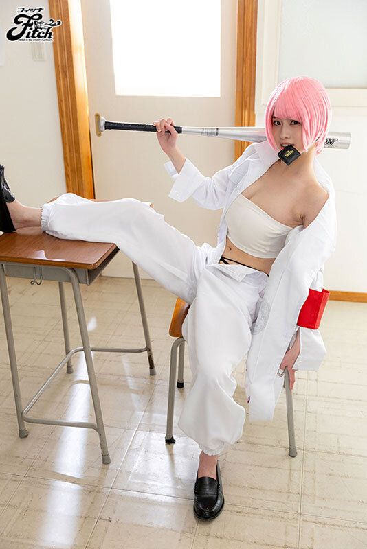 神クビレ美乳BODY解禁！SNSで人気の女子大生レイヤー北島愛菜AVデビュー！！ サンプル 4