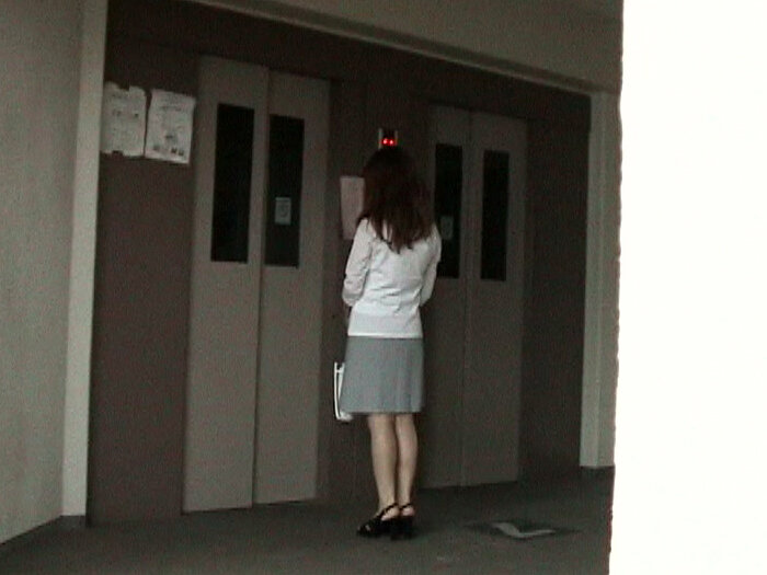 本物女性宅侵入 ボディカメラ下着物色体験 2 サンプル 5