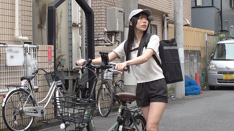 ～あなたの射精をサポートします～ おしり配達パートナー 尾崎えりか サンプル 1