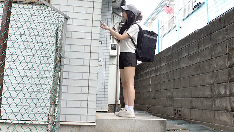 ～あなたの射精をサポートします～ おしり配達パートナー 尾崎えりか サンプル 2