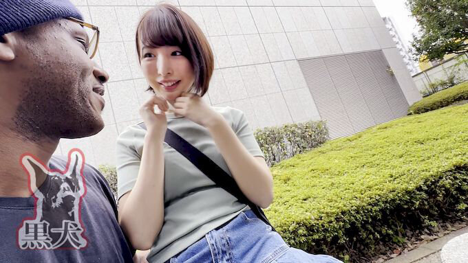 黒人メガチ○ポが気になったウブな素人娘が黒人の自宅に来てしまったらデカマラにハマってしまって悶絶しまくり… サンプル 1