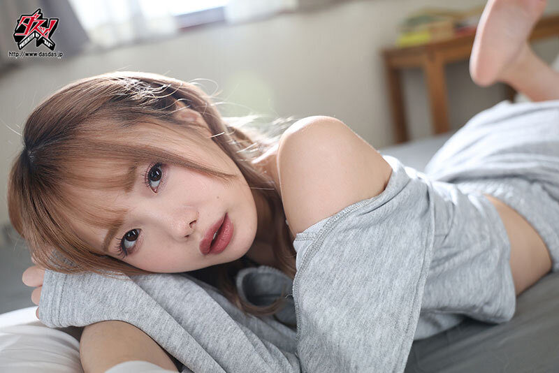 【VR】朝起きたら隣に松本いちか。再会した初恋相手はAV女優になってたけど、変わらぬ笑顔が好きすぎて。数年越しの想いを伝えた僕らは1日中いちゃハメ中出ししまくった。8K VR サンプル 10
