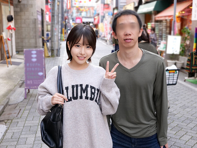 異性としては意識していなかった幼なじみの男女が【脱衣ツ○スターゲームww】負けてしまって服を脱ぎセクシー姿でゲームする幼なじみ女子にフル勃起ww「ちょっと…勃起してるじゃん」半裸で密着ツ○スターしているうちにお互い異性として意識し合ってしまう2人…果たしてS… サンプル 11