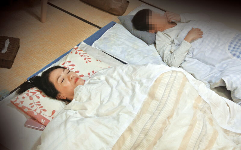 「お婆ちゃんとヤリたいのかい…」孫のチ○ポに欲情した祖母4時間 サンプル 6