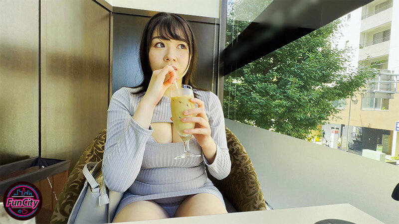 パイ活！！オイルぬるぬる天然おっぱい温泉デート 小坂ひまり（20歳） サンプル 2