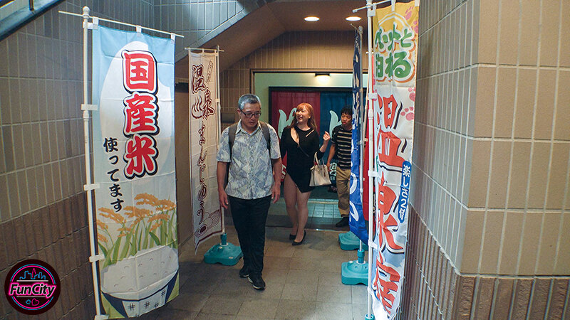 筆おろし温泉ソープ 親父の再婚で出来た義母さんは絶倫の巨乳泡姫だった！？ ちなみん サンプル 1