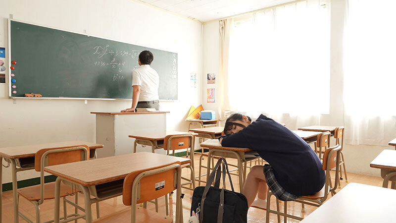 ねっとりベロチューと乳首舐めで誘惑 涎だらだら淫舌フェラで教師を沼らせる痴女J系 倉木しおり サンプル 1