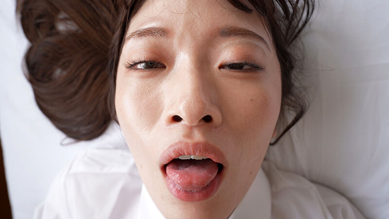 乳首こねくり失禁 敏感乳首を弄ばれて失禁癖がついた地味娘は白目アヘ顔イキが止まらず教室の肉オナホに！ 上坂めい サンプル 5