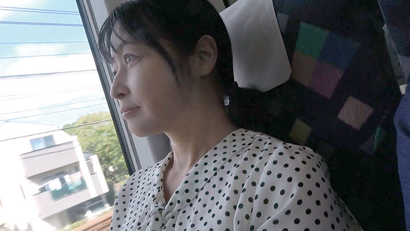 人妻Resort めぐみ50歳 サンプル 1