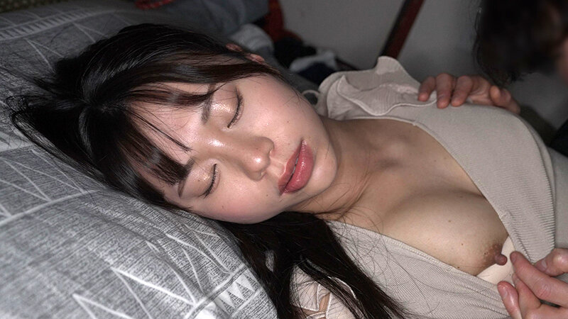 【黒髪清楚スレンダーI.H.22歳】無防備女 睡眠姦盗撮 サンプル 2