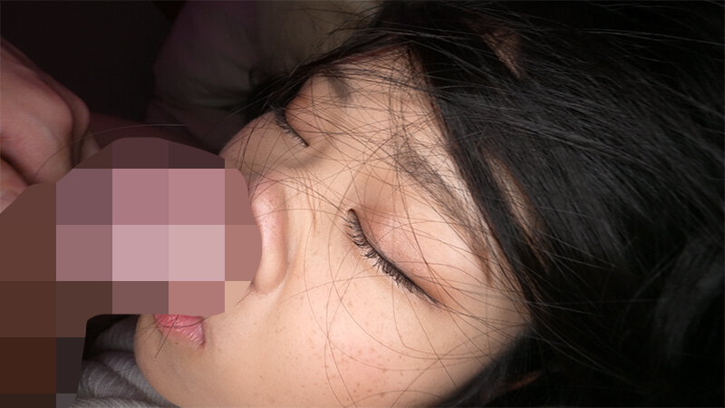 【推定Iカップ爆乳Y.M.24歳】無防備女 睡眠姦盗撮 サンプル 5