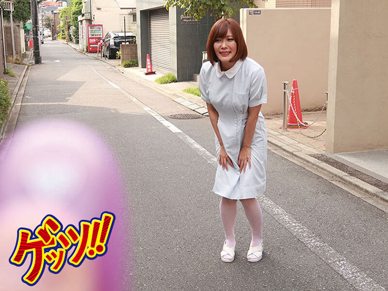 休憩時間中の美脚ナースに「リモバイ」を着けて10分耐えたら謝礼をもっとあげますとお願いしたところ… サンプル 7