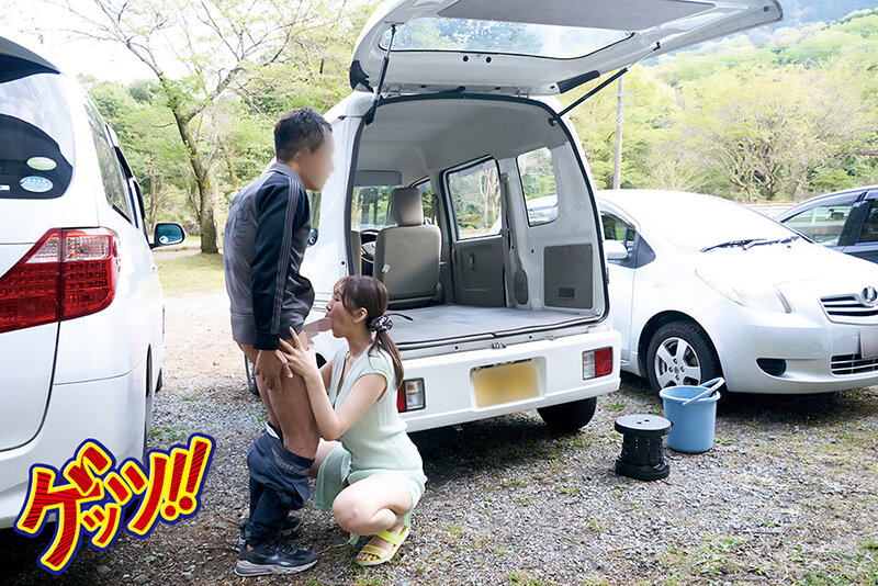 これは無自覚！？それともワザと！！？隣人のタイトワンピからまさかの透けパン丸見え！！ちょ～ガン見しているのがバレてしまったボクは、性欲剥き出しの美尻奥さんに… サンプル 5