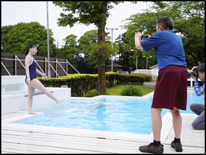 オトナを舐めてるクソ生意気な塩対応アイドル女子校生はわからせ野外輪●レ×プでカメコおじさん達の肉便器に堕ちました 南日菜乃 サンプル 2