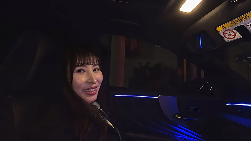 メス臭を漂わせ納車してくれた美人巨乳CARディーラー スーツ姿のままで性処理メンテナンスもお願いしてみた！？ サンプル 1