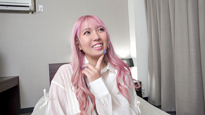 SNSでナンパした美人人妻が、旦那以外の身体に興奮してドエロい本性さらけ出しちゃいました！ 和久井美兎 サンプル 1