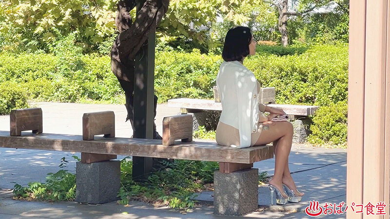 性欲が強い筋トレ若妻のイン〇タにDMハメなま中＆他人棒チートデイにアナル中出し姦！（仮）多江さん32歳 サンプル 1