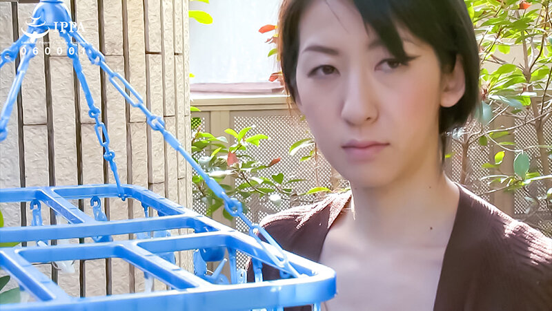人妻みだれ髪 突かれて乱れてあ～いくぅ サンプル 1
