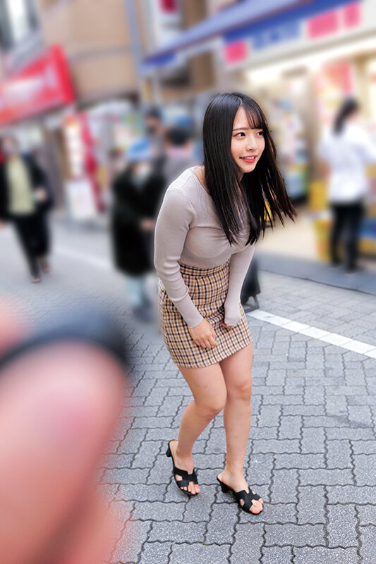 【究極羞恥】素人美少女とリモコンバイブお散歩！！10人収録豪華BEST！「もうこれ以上我慢できません…//」人混みの中でビクビク震えてイキまくる女子たち！気持ち良すぎて街中でまさかのエロスイッチオン！！300分の永久保存版！！ サンプル 1