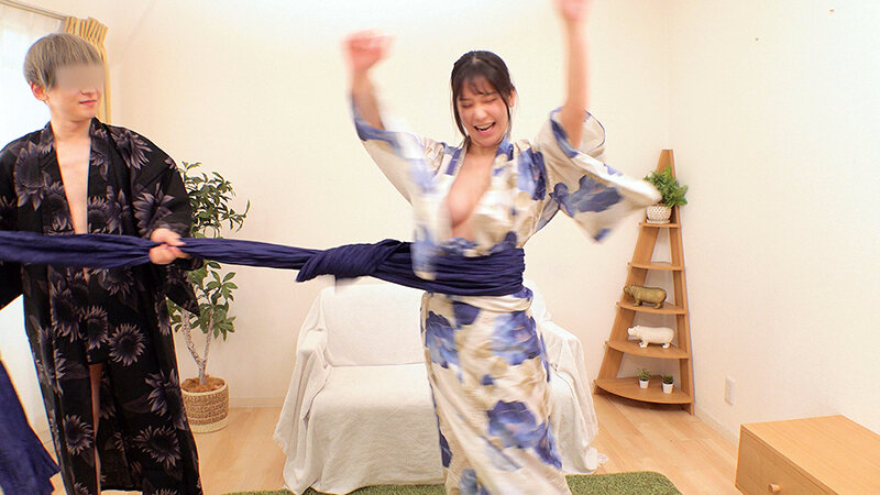 祝2025年夏！花火大会に参加する浴衣女子限定 羞恥野球拳対決 素人女子大生4名収録 負ければ即ズボ生ハメ生中出しSEX！！ サンプル 1