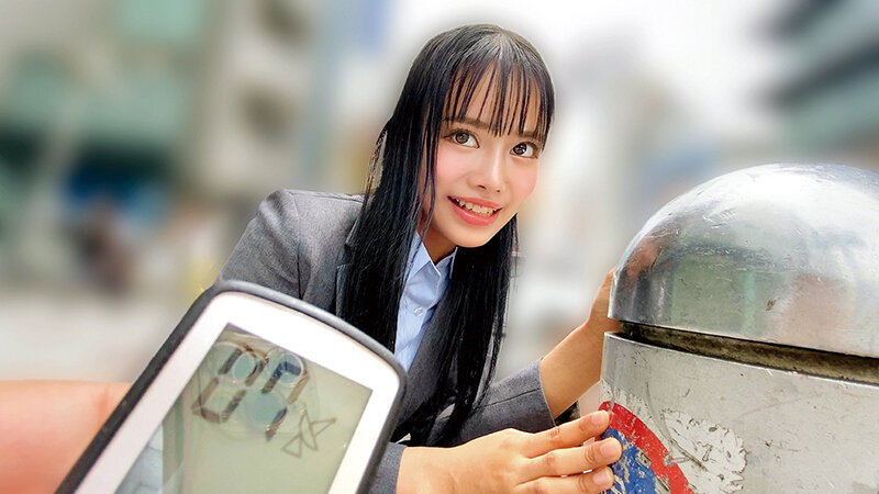 素人美少女とリモコンバイブお散歩11-黒パンストキャリアウーマン編-「もう我慢できません…//」人ごみの中、黒パンスト美脚ガクブル震わせイキまくってしまうOLたち！人生初の羞恥プレイでまさかのエロスイッチオン！車移動中も大胆カーオナニー！最後はホテルで… サンプル 9