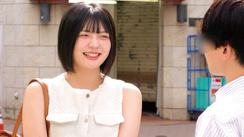 完全ノーカット！ガチンコ精子100％！素人女子大生の子宮に本物ザーメン！！（神回でしたw）中出し処女の4名が初めての半中半外に挑戦！真正＆射精後チ○ポ生膣グリグリで妊娠確定！！ サンプル 1