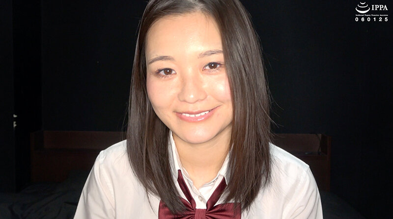 「【歯・口腔フェチ】制服美女 雪奈真冬チャンの超貴重な綺麗な口内＆のどちんこ観察！」雪奈真冬 サンプル 1