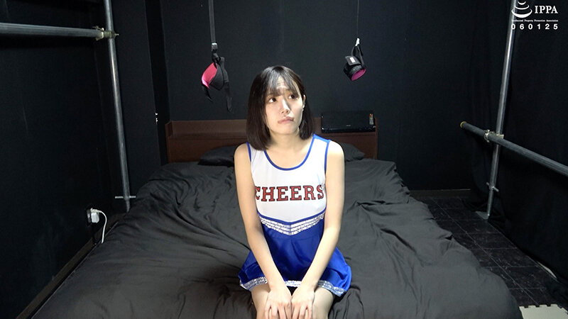 【大傑作】「ドSスタッフ複数人でのチアガール美女拘束くすぐりの刑」スワローVol.6 琥珀やや 4 サンプル 1