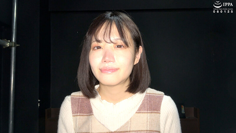 【人気女優 琥珀ややチャンの超貴重な歯・口内・のどちんこ観察＆咀嚼】ADOA-085 琥珀やや サンプル 1