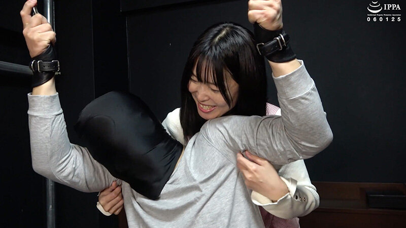 「【F/Mくすぐり】意地悪な奥様から全身のくすぐったいところを探られるM男！」わかしラボ WAKA-071杉崎みさき 4 サンプル 5