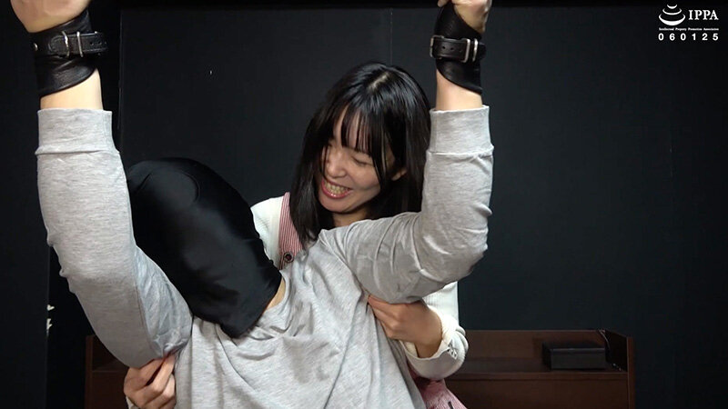 「【F/Mくすぐり】意地悪な奥様から全身のくすぐったいところを探られるM男！」わかしラボ WAKA-071杉崎みさき 4 サンプル 6