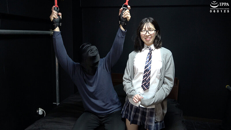 【F/Mくすぐり】好奇心旺盛な優等生がM男の全身をくすぐり倒す！」わかしラボWAKA-072 岸永みりな 4 サンプル 1