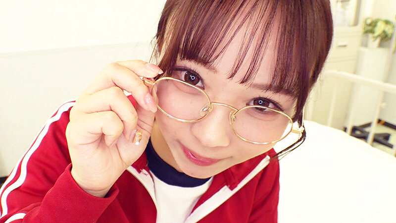 メガネの似合うエロかわブルママネージャー 悩めるスポーツ男子をエロ優しく見つめながら励ましてくれる サンプル 5