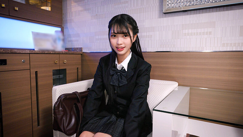 吹奏楽部と軽音部を兼任している超多忙ガール！！部活と部活の合間を縫って色んな男とSEXしまくるパワフル娘に大量中出し！！ サンプル 4
