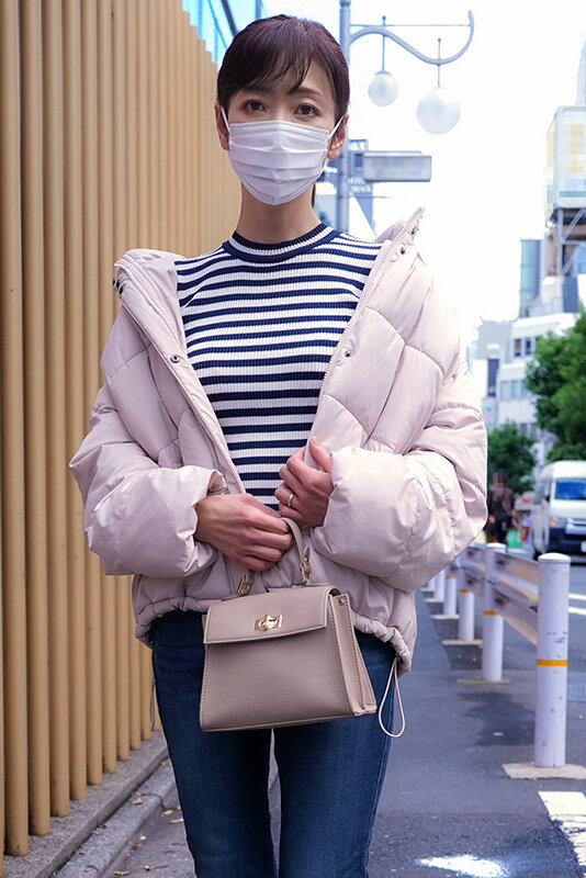 借金返済 肉体で返すつもりが…激しすぎるセックスに沼ってしまう五十路熟女 サンプル 1