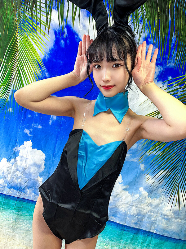 素人パンチラ in 自宅で個人撮影会vol.88 魅惑の大フィーバーコスプレガールズ！セクシーさとかわいさの上限突破！エロさのジャックポット！！ サンプル 10