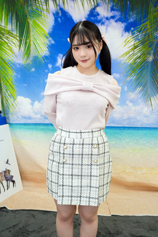 素人パンチラ in 自宅で個人撮影会vol.104！！元気いっぱいのフレッシュパワー全開！！若さとかわいさが溢れた究極プリティー撮影会！！ サンプル 7