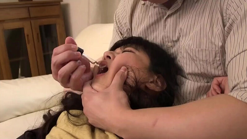 【母と子の性活事情】媚薬で息子に開発される私 主婦46歳 小日向こゆき サンプル 1