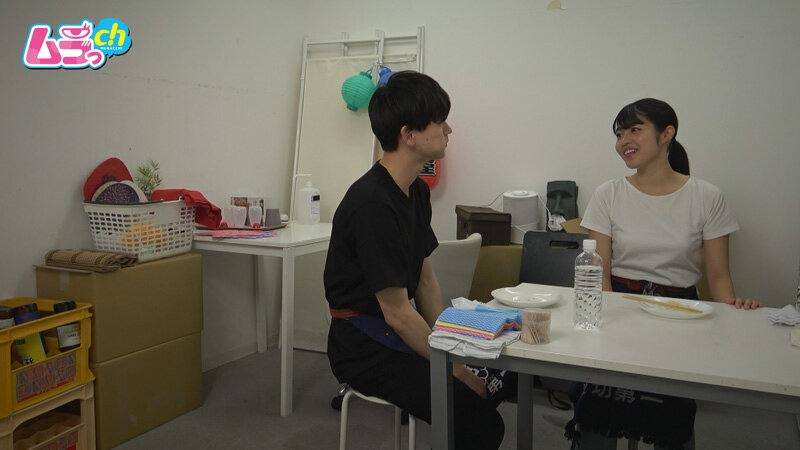 カップル部屋REC 最近ご無沙汰してた大好きな彼氏と休憩時間が被ったら…誰か来るかもしれないのにお股びしょ濡れにして我慢できずにバイト先でヤっちゃうむっつりスケベ女子大生 サンプル 1