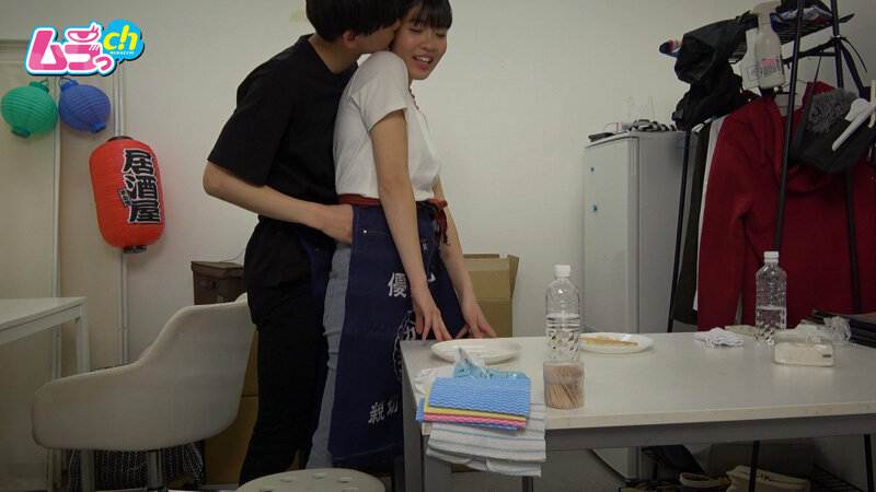 カップル部屋REC 最近ご無沙汰してた大好きな彼氏と休憩時間が被ったら…誰か来るかもしれないのにお股びしょ濡れにして我慢できずにバイト先でヤっちゃうむっつりスケベ女子大生 サンプル 5