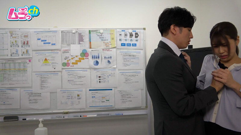 ニンゲン観察 業務中も喧嘩を引きずり不機嫌な彼女に普段はクールな上司彼氏がブチキレ豹変！会議室で執着わからせマーキング中出しSEX サンプル 4
