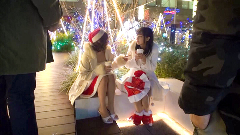 クリスマスにはしゃぐサンタコスの美女をナンパしてエッチなハメ撮りクリスマスww サンプル 11