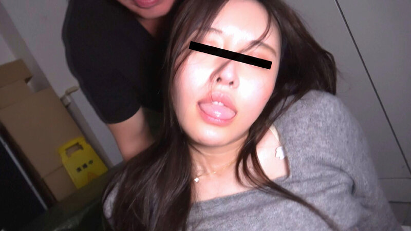 人妻興奮剤吸入不同意性交 5名＃04 サンプル 4