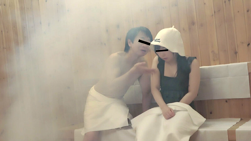 疼く股間に自然と手が伸び愛液の漏れ音がぴちゃぴちゃと室内に響き渡る【汗だくサウナ女子とトリップ性交秘蔵映像流出 5名 ＃04】 サンプル 6