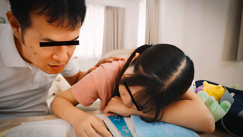 【幼い顔に似合わず胸のふくらみが誘ってると勘違いしてしまいました】家庭教師をしていた教え子の大事な入試の直前に…配信限定04 サンプル 2