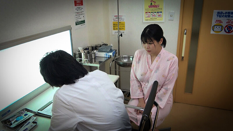 ドクハラ健康診断 変態医師の卑猥な診察 スケベな検診で身体の隅々まで弄ぶ 長年付き添いの看護師とグルになって健康診断と称して女性の身体を… サンプル 1