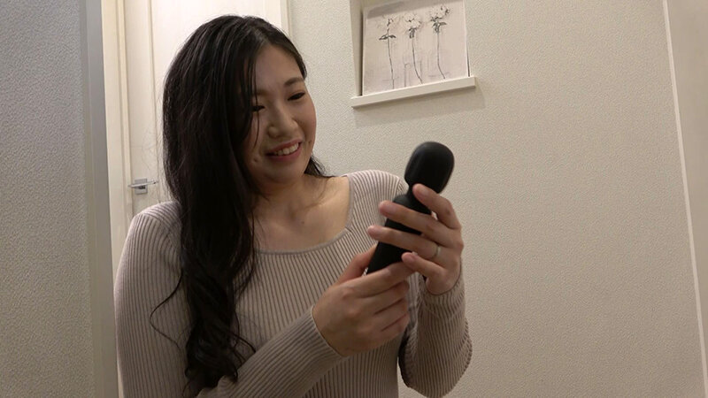 宅配便のデカチン男に我慢出来ないエロ妻 松本ゆり子 サンプル 1