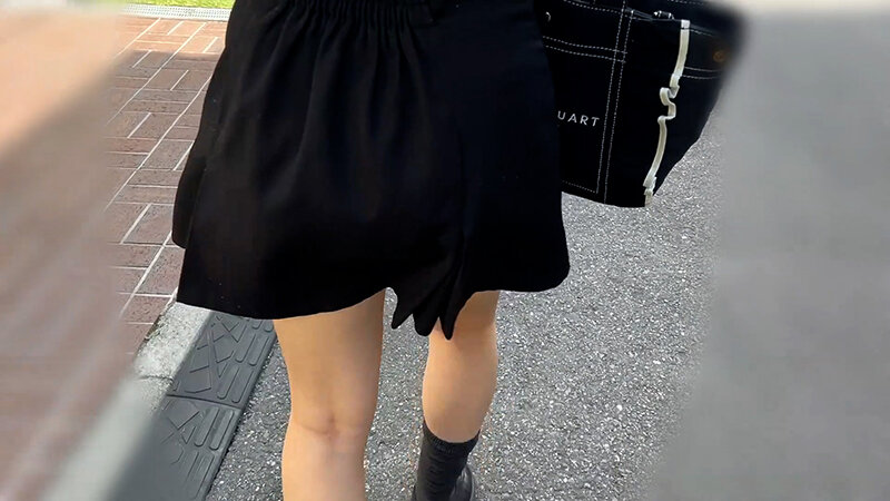 街角で声をかけてアナル観察させてもらう ネイリスト見習い ひなたちゃん サンプル 1